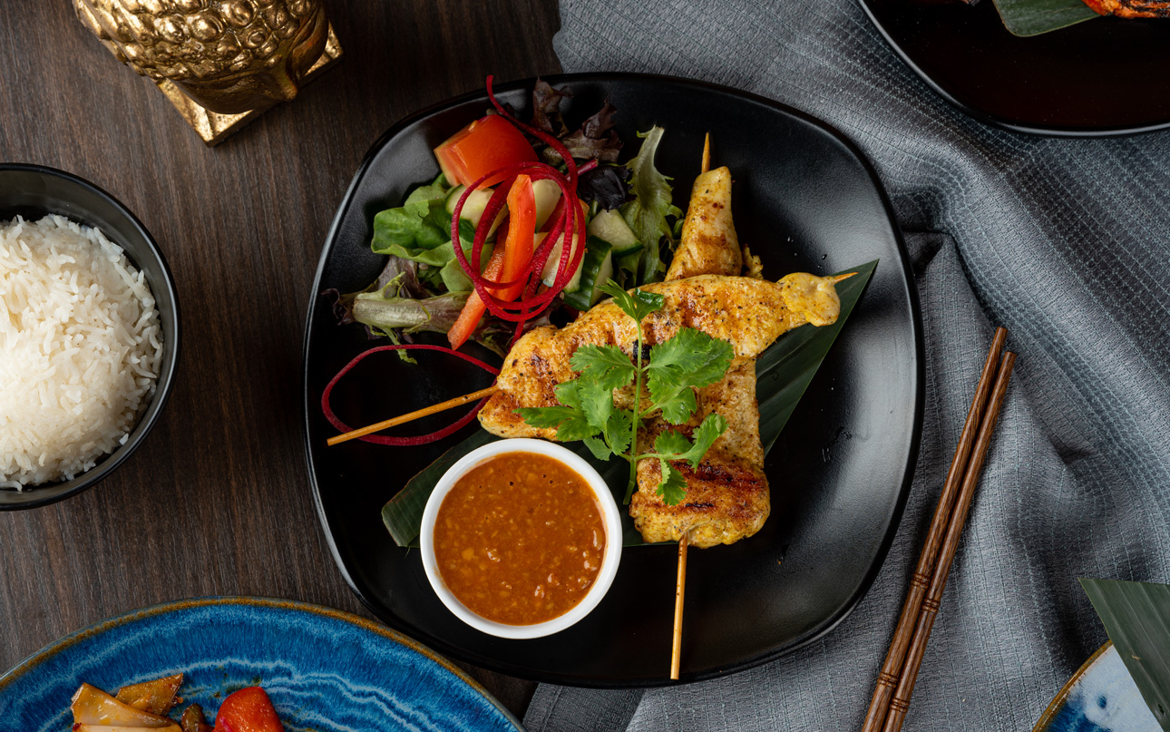 Satay Chicken with peanut sauce – Popular Thai appetizer